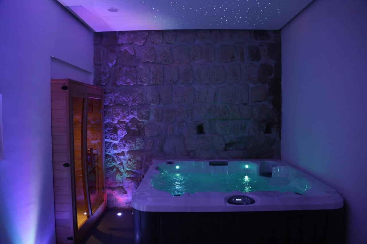 Cellamare Suite & Spa Naples Exterior photo