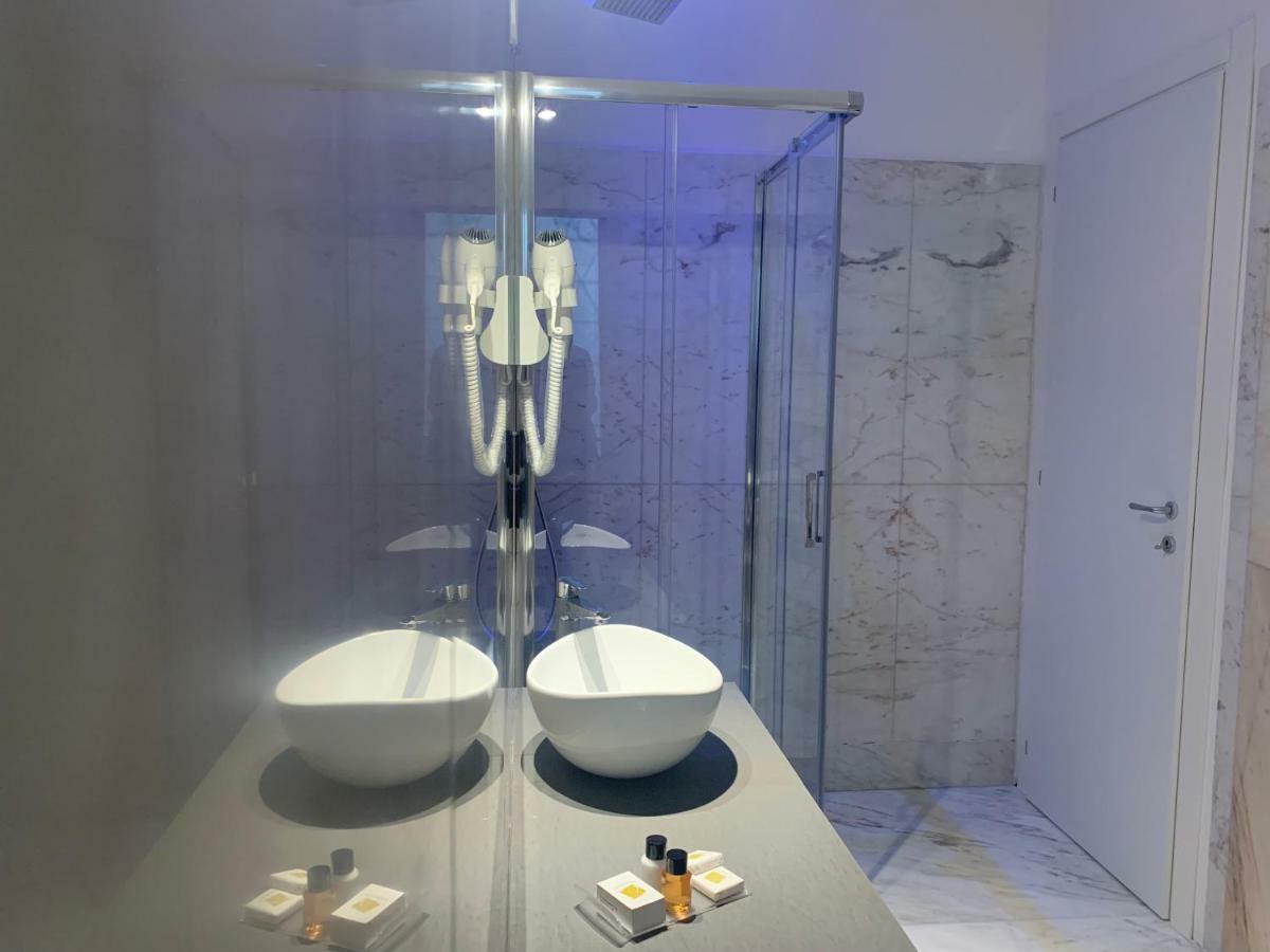 Cellamare Suite & Spa Naples Exterior photo