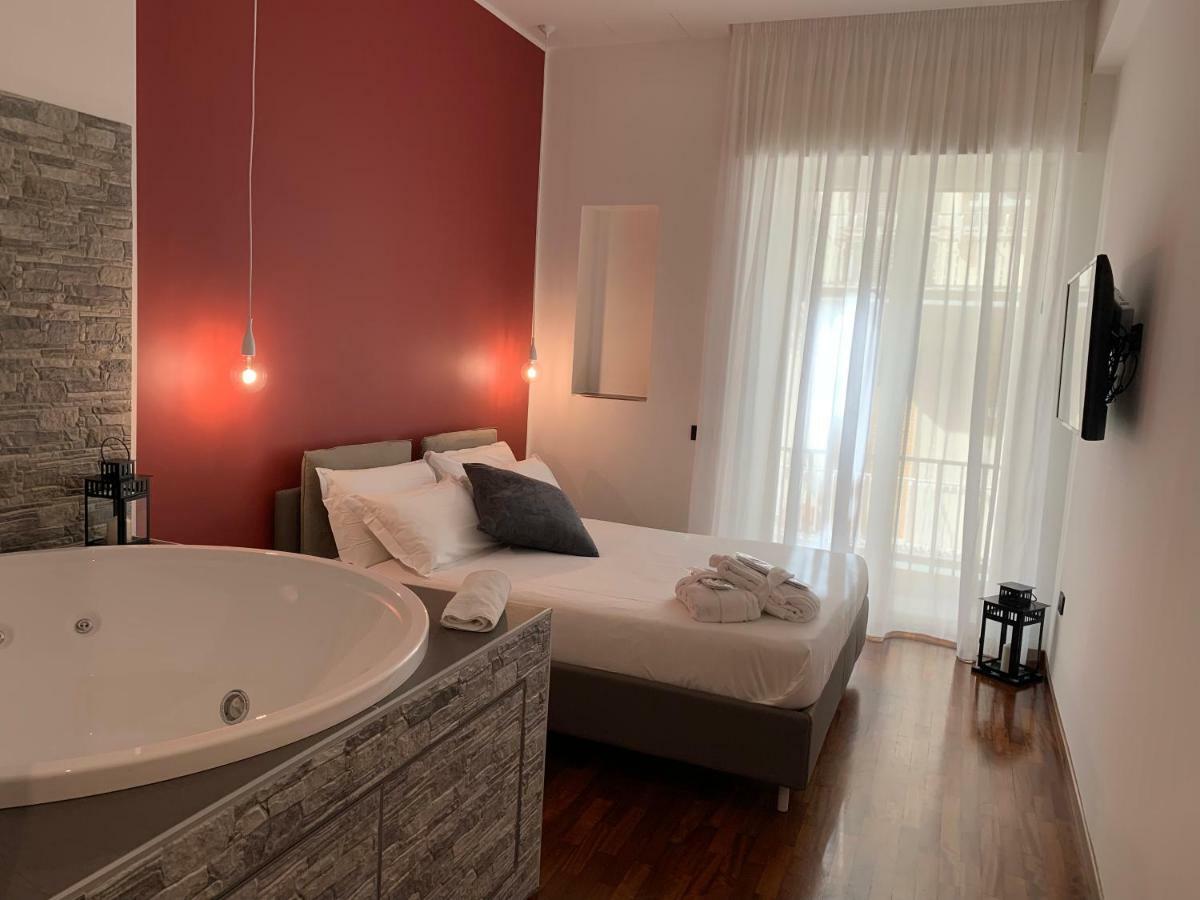 Cellamare Suite & Spa Naples Exterior photo