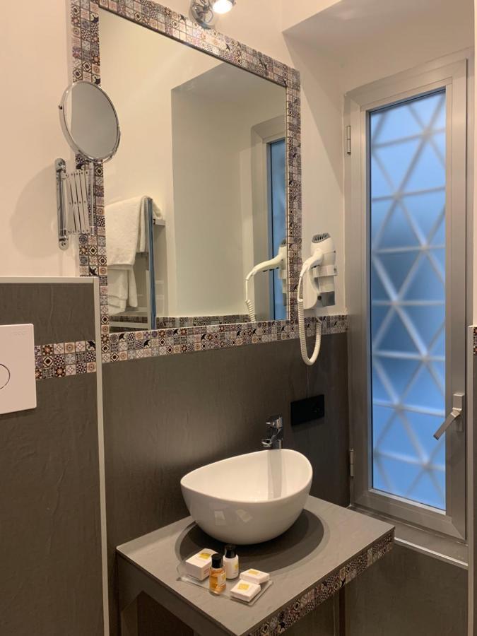 Cellamare Suite & Spa Naples Exterior photo
